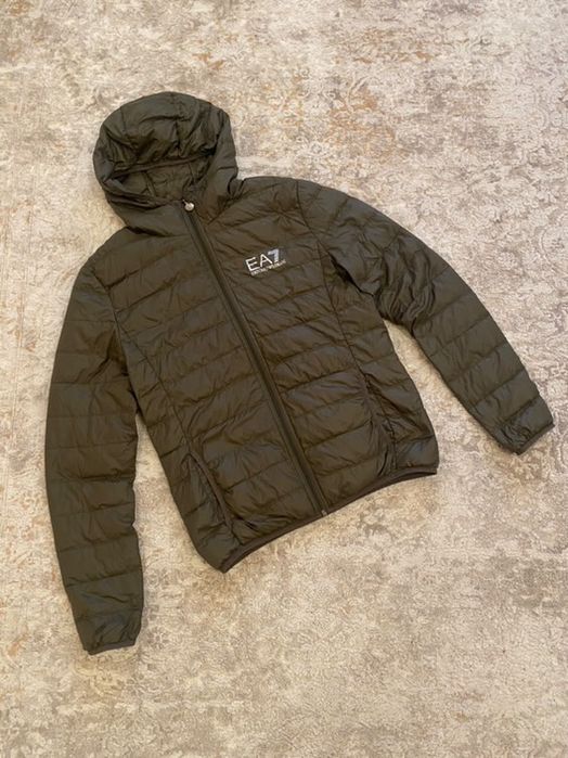 мікропуховик EA7 ( вітровка )