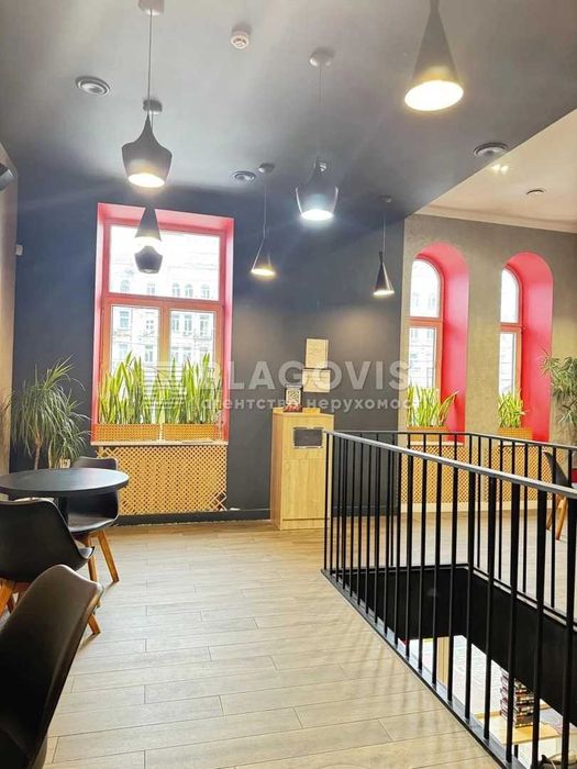 Басейна, 15 Нежитлове приміщення  90кв.м.  м."Палац спорту"