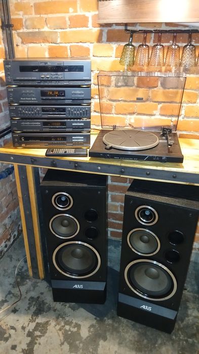 Wieża Diora,Altus,gramofon