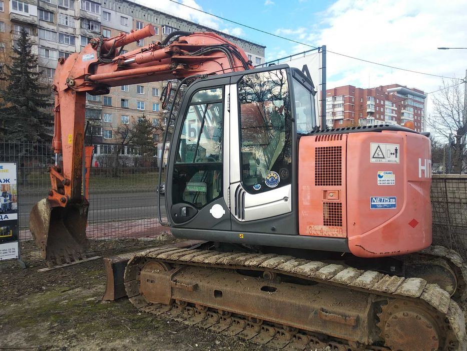 Гусеничный экскаватор Hitachi ZX135USOS-3