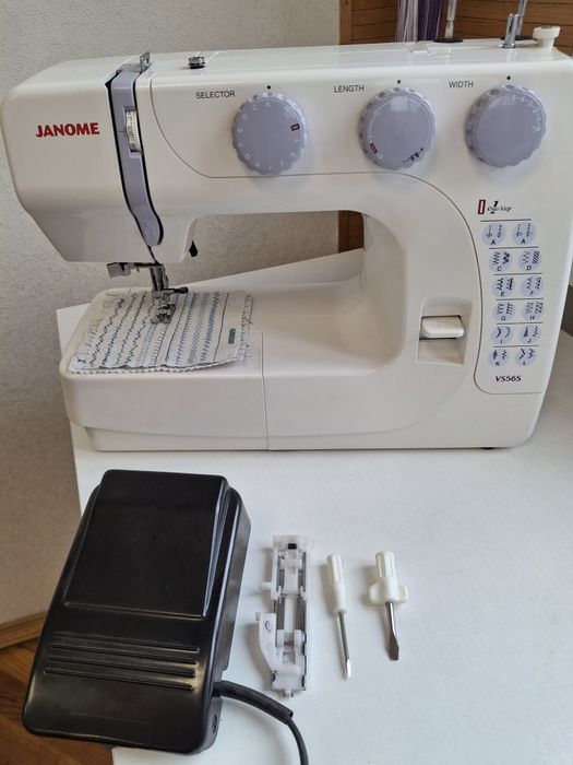 Швейна машина JANOME VS56S