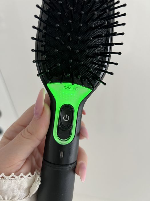 Szczotka do włosów Braun z jonizacja Satin hair 7