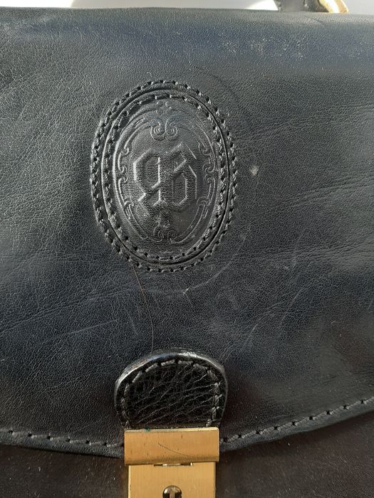 Bolsa de homem,em pele, preta, marca Belcinto, forrada a tecido