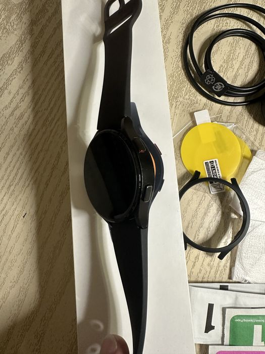 Смарт-годинник Samsung Galaxy Watch4 44mm Black