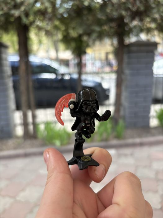 Дарт вейдер star wars kinder surprise