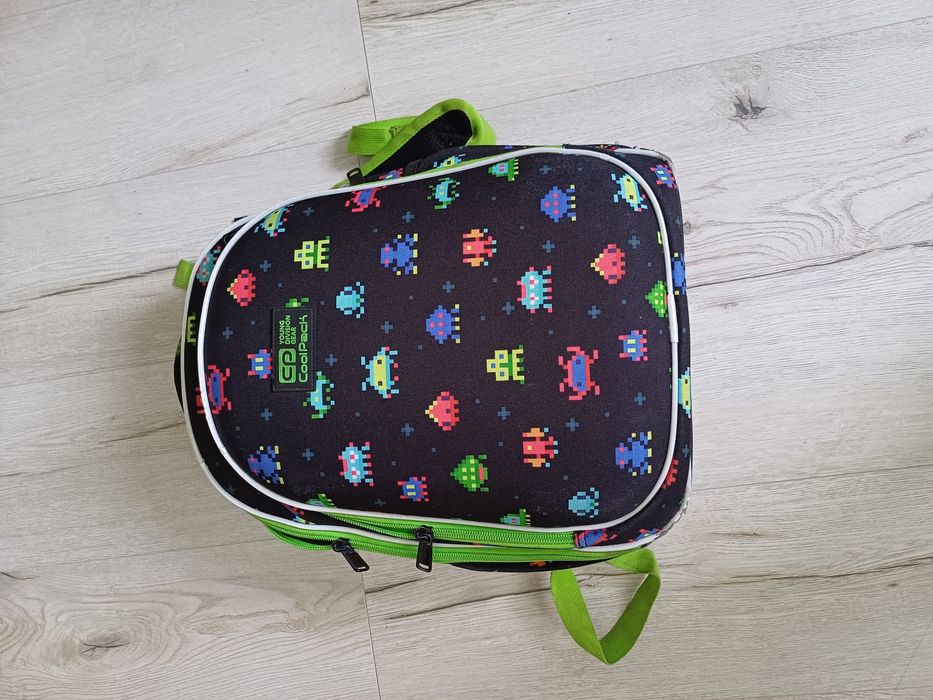 Plecak dwukomorowy  usztywniany