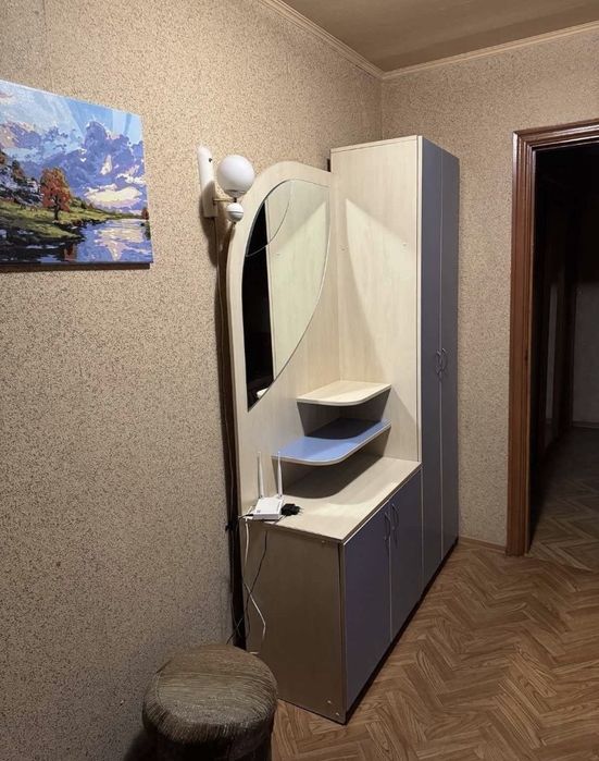 Продам 2 ю квартирв улусшенной планировки ж/м Березинскийи