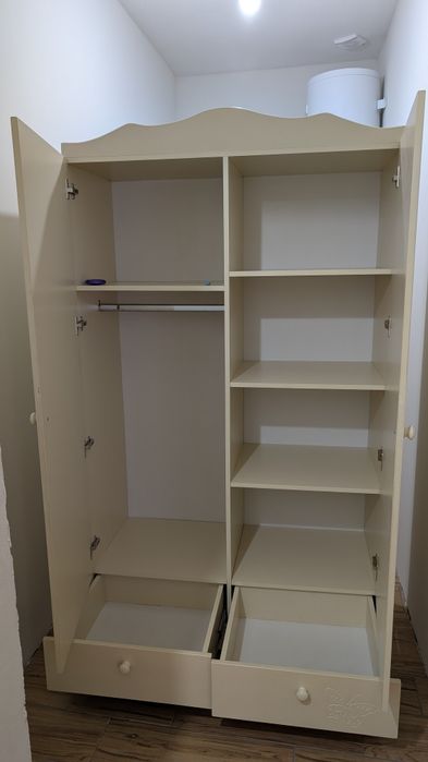 Дитяча шафа бежева