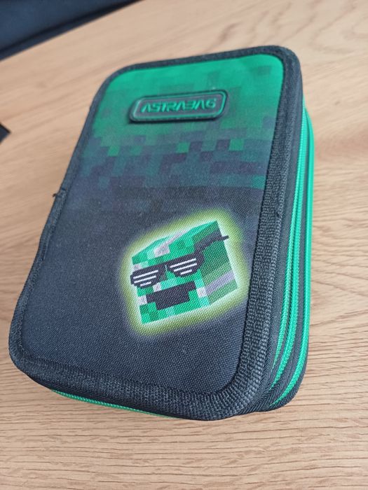 Piórnik 3 komory Minecraft