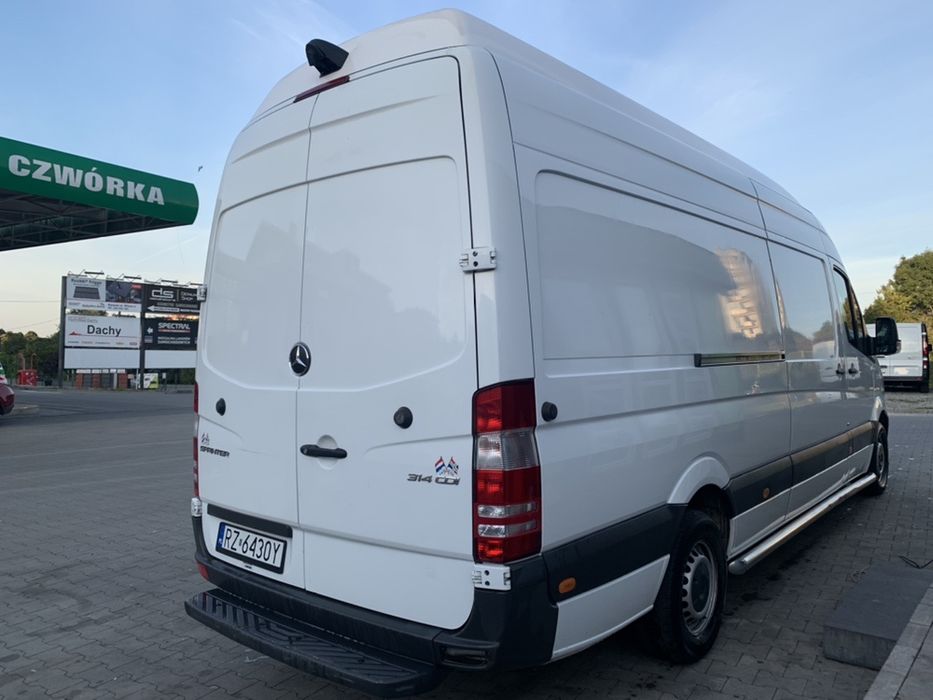 Wynajem BUS 200zl dostawczy WYPOZYCZALNIA busow Rzeszow