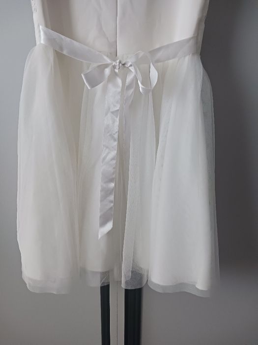 Biała sukienka okolicznościowa rozm. 140/146