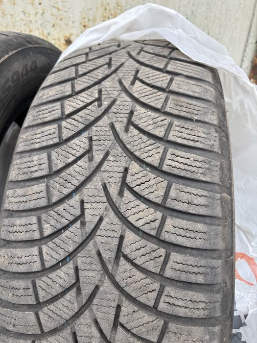 Шини зимові R17 225 60 Toyo