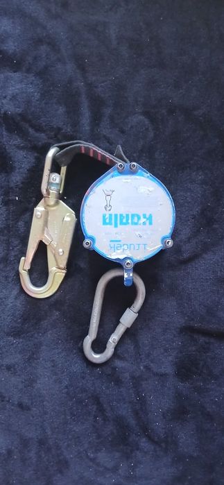 Kit PETZL de Trabalho em Altura – Arnês + Talabarte + Acessórios | 100€ NEGOCIÁVEIS