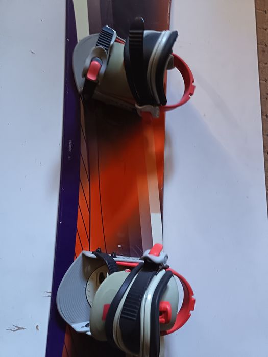 Deska snowboardowa dla dziecka Arrow 135 cm