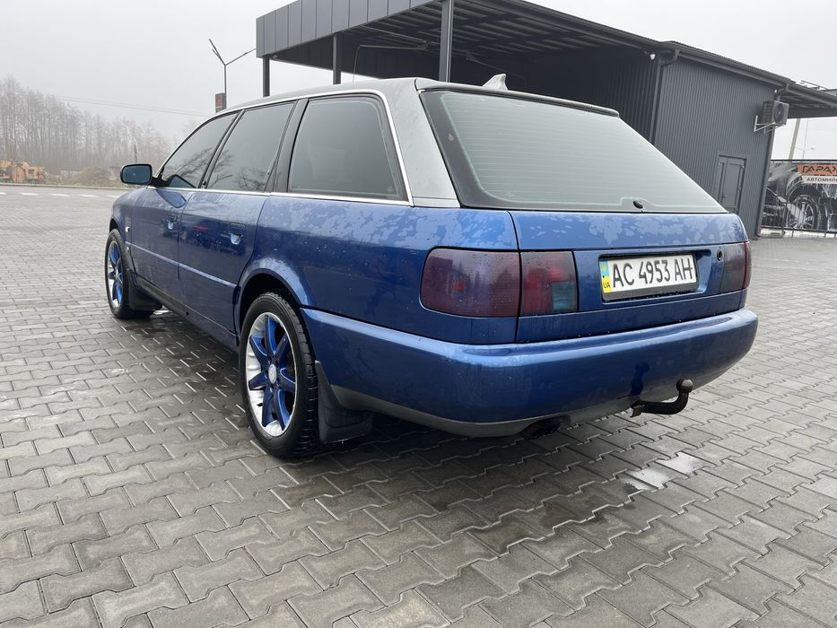 Ауді А6С4 квадрова.