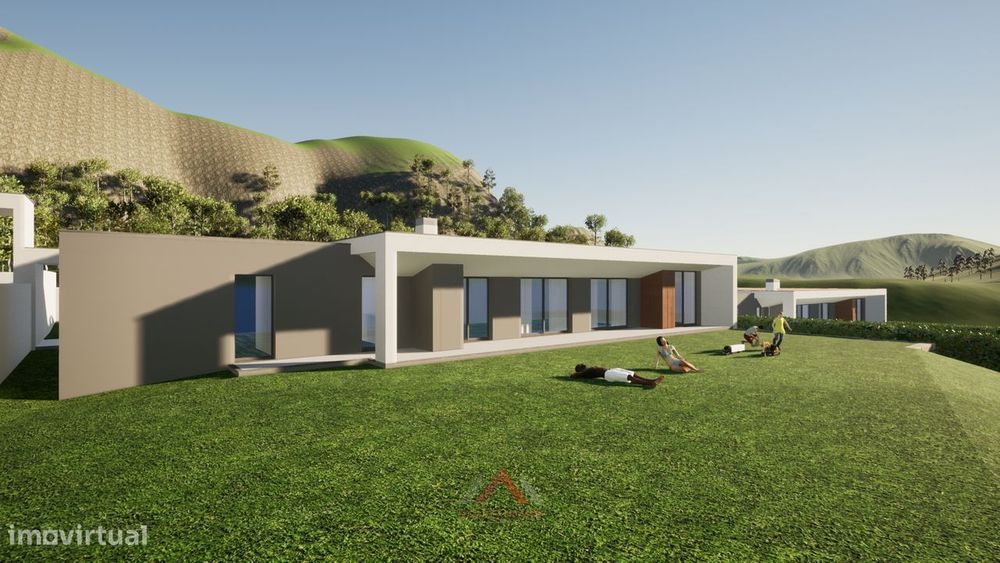 Moradia T4 com 3 Suites + Jardim