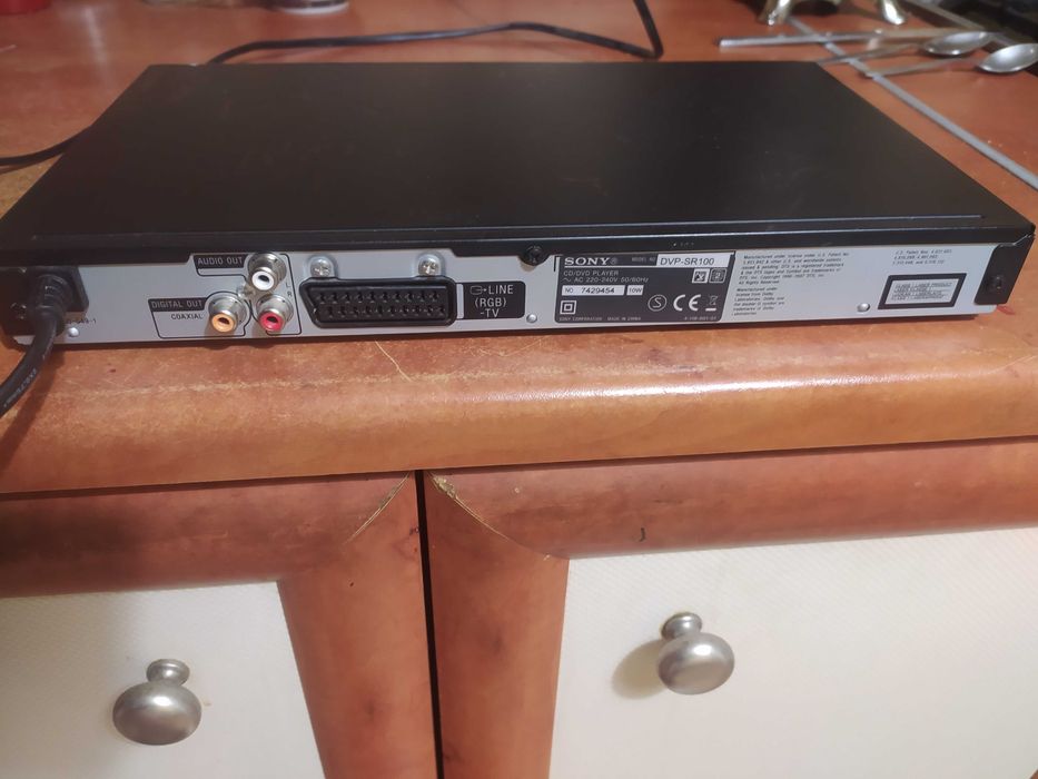 Odtwarzacz DVD SONY DVP-SR100
