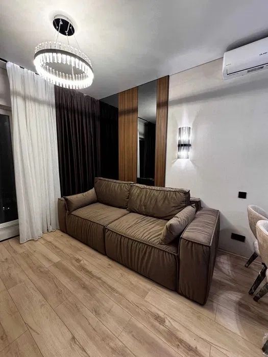 Продам 3ком кв ТЕРРАСА ЖК 60 Жемчужина Краснова Новый ремонт Ипподром Код1490