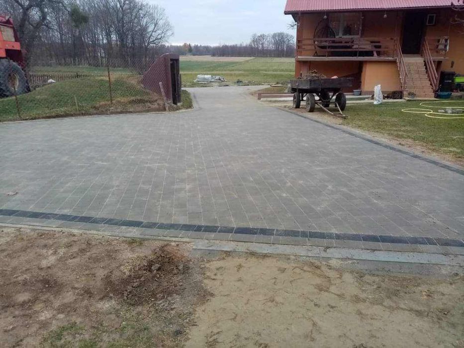 Układanie kostki brukowej