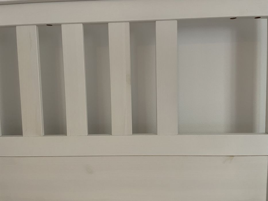 Cama HEMNES 1.60x2.00 (sem colchão)