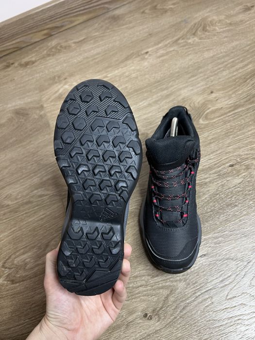 Продам БОМБЕЗНІ жіночі трекінгові черевики Adidas Terrex Eastrail GTX