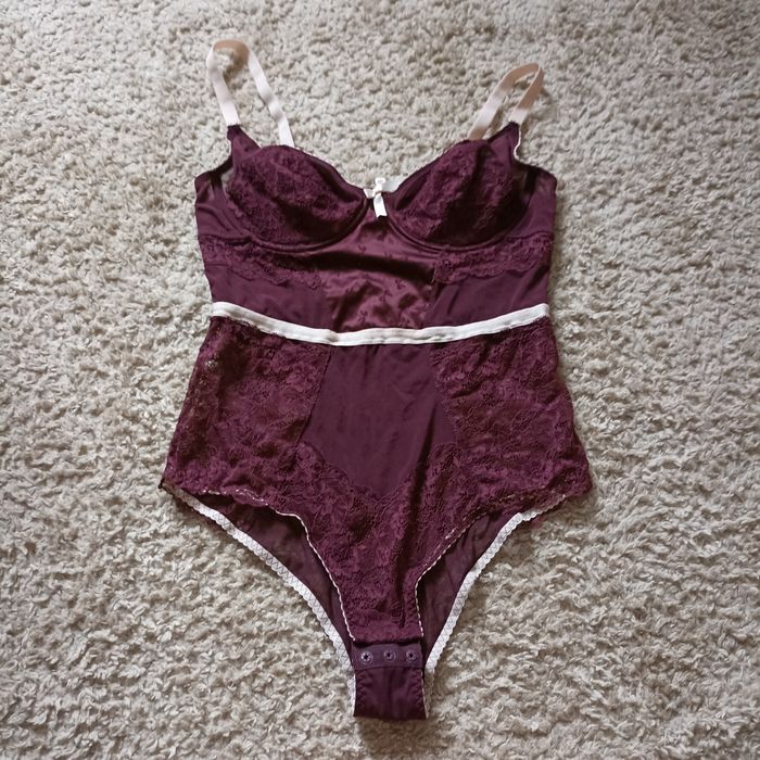 Body bordowe 80C