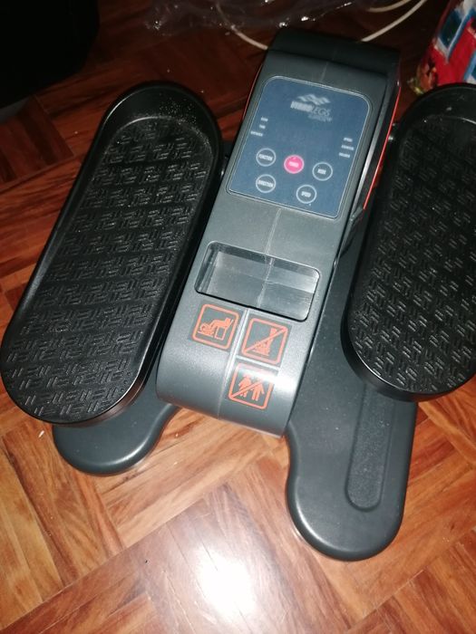 Vibrolegs elliptical