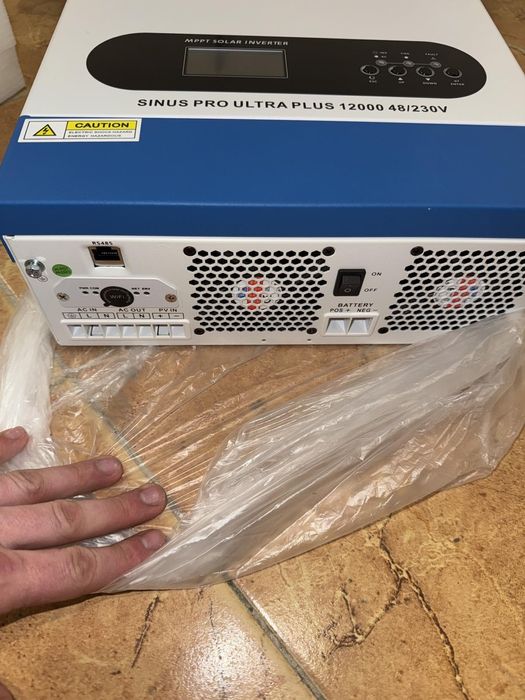 Продам. Інвертор. Гібридний.6.2. Кіловата VOLT