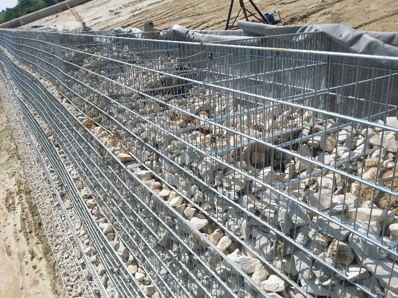 Mury oporowe,ogrodzenia gabionowe,bramy produkcja,montaż