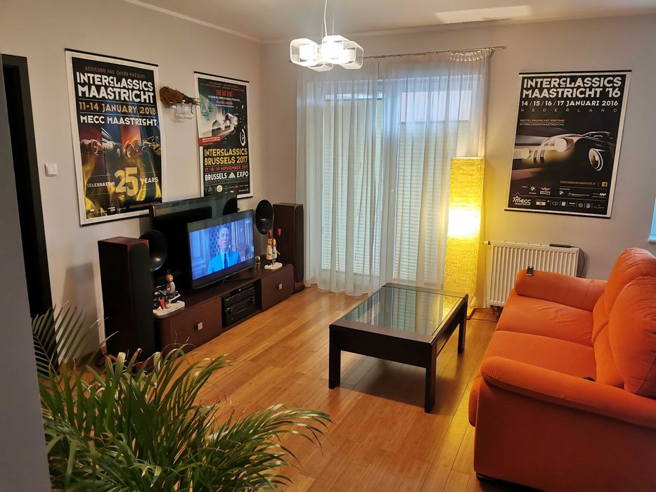 Mieszkanie 2 pokoje 45 m Zientarskiego + komórka i miejsce postojowe.