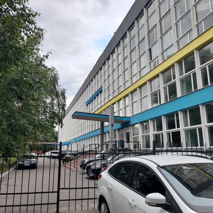 Власник.вул.Освіты 3а  однок. 54кв.м.