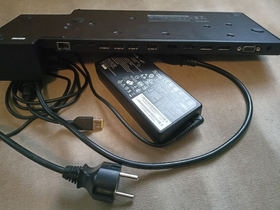 Докстанція Lenovo ThinkPad Ultra Docking Station Type 40AJ + 135W з/п