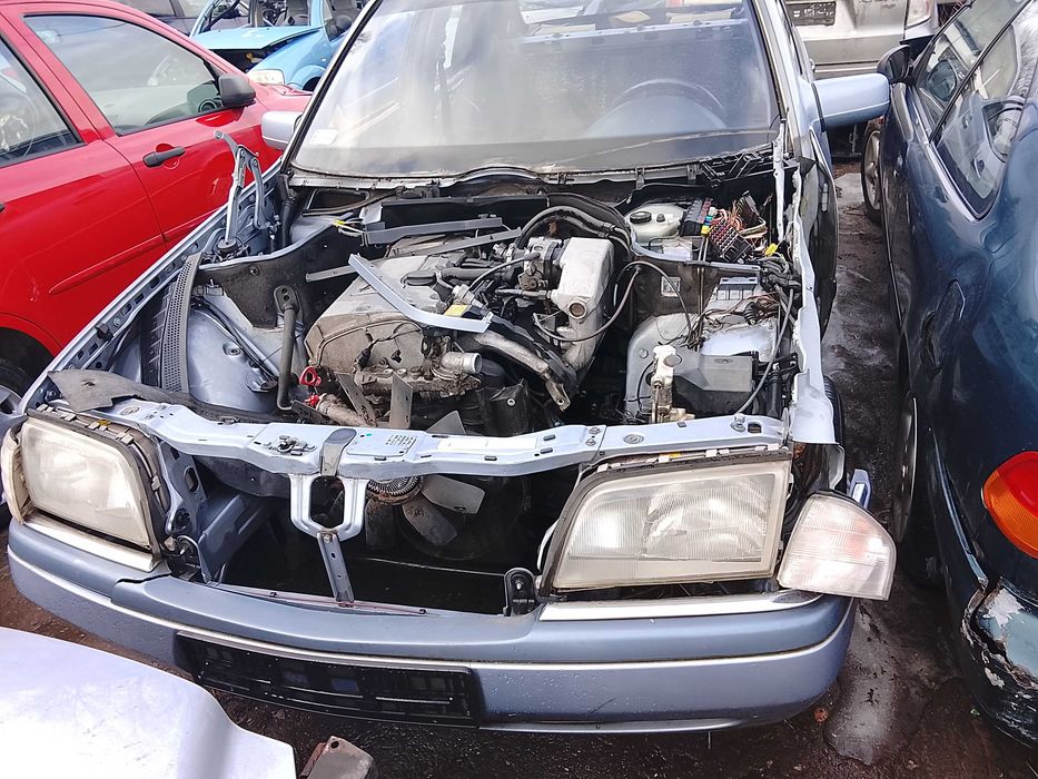 Mercedes W202 2.2 Na części