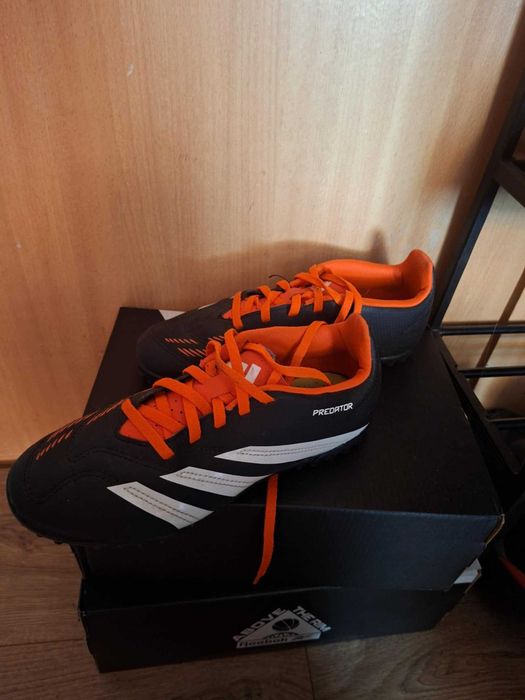 Buty korki Adidas Predator r. 36