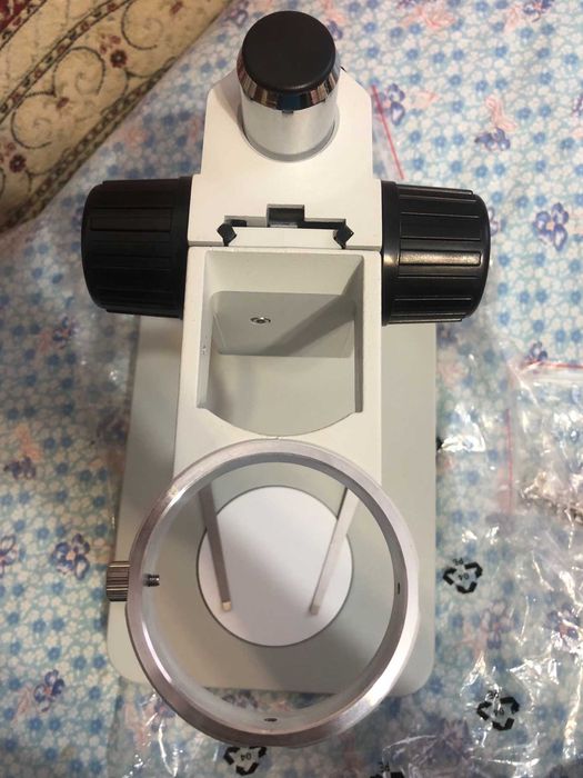 Платформа мікроскопа. + Труба. Нова.