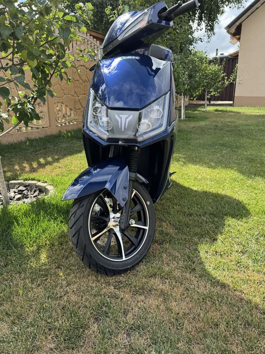 Електричний мопед Corso Fire FR-320107 (1800W, 72V/32Ah) ДОСТАВКА ВАМ ДОДОМУ