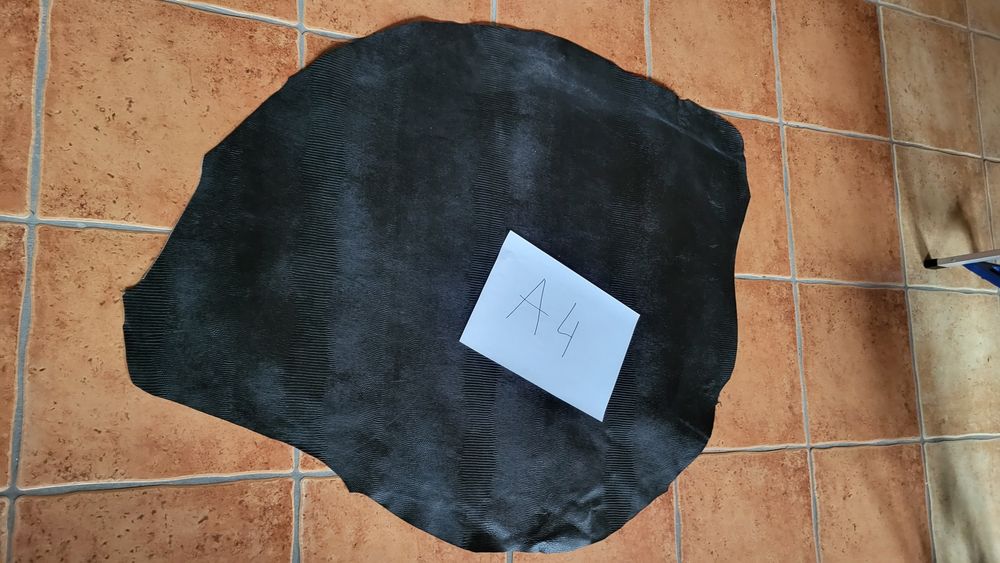 Skóry świnskie garbowane na wagę 1 kg