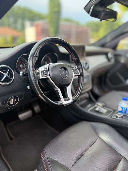 Mercedes GLA 45 AMG 4-Matic 360cv nacional