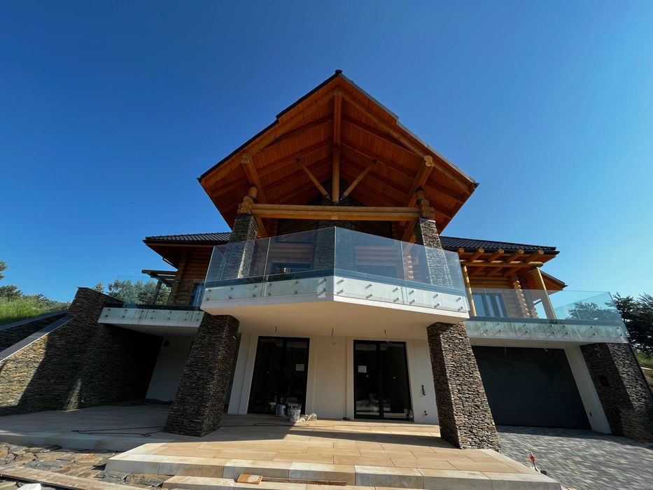 Balustrady szklane Drzwi szklane Lustra