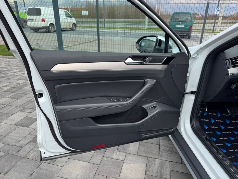 Volkswagen Passat Variant Alltrack 2019 freshauto