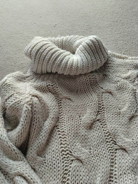 Damski golf-sweter