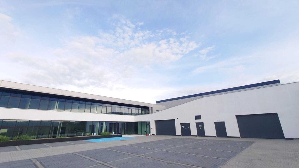 Plac postojowy/Parking TIR, maszyny, naczepy – Skawina przy obwodnicy - Widok 3