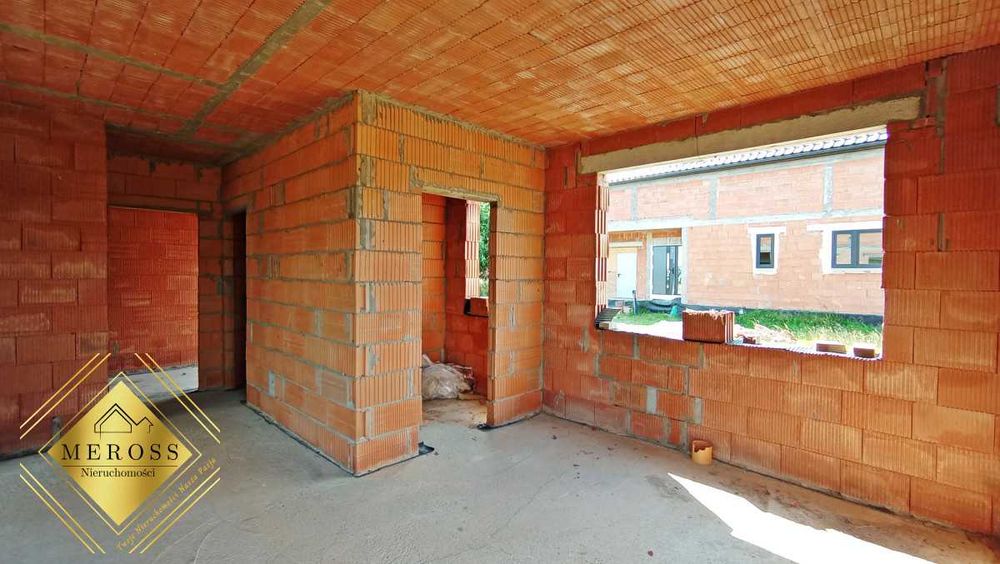 Dom stan surowy otwarty