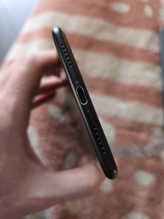 Mi max 2 4/64 в доброму стані