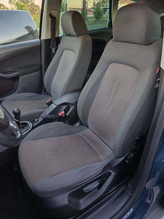 SEAT ALTEA XL 1.9TDI — photo 5