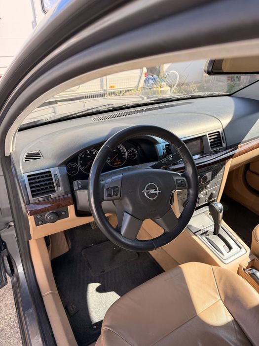Opel Vectra Caravan 1.9 CDTI — photo 4