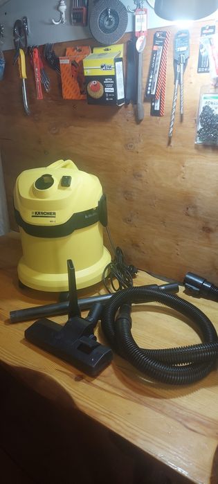 Будівельний пилосос Karcher WD-2