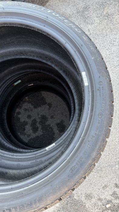 Шини зимові 235/40 r18 Pirelli