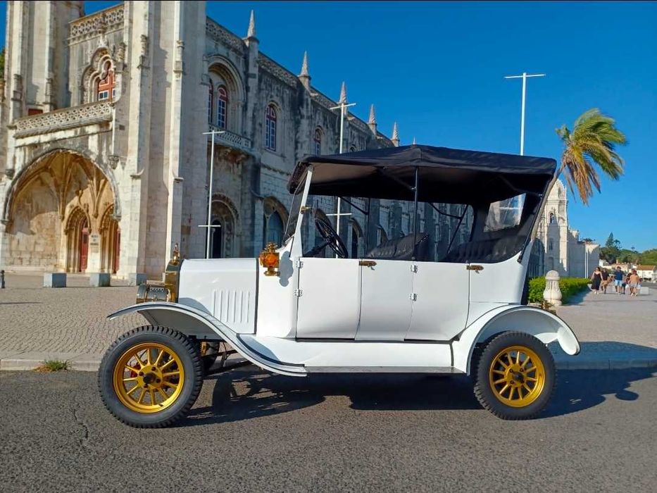 (Tuk tuk) Calhambeque/ Clássico Elétrico
