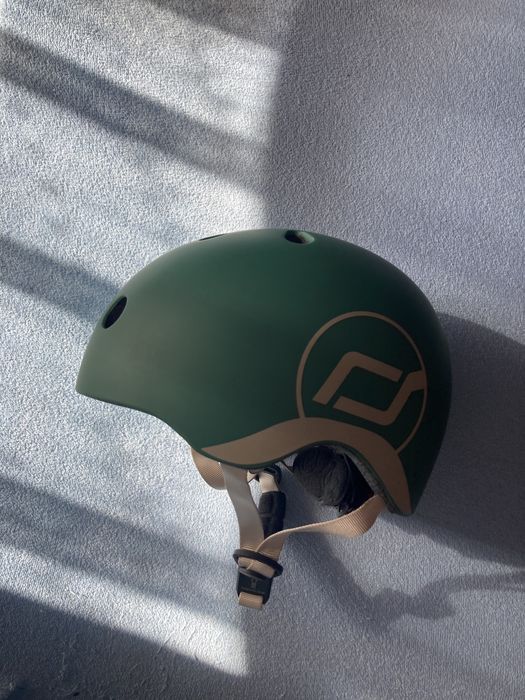 Kask Scoot&ride NOWY